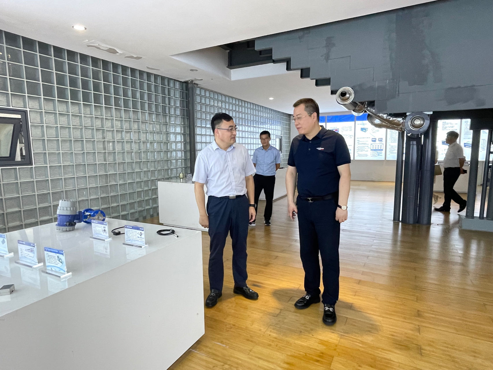 宁波市委副秘书长、甬江科创办常务副主任徐云一行莅临柯力调研交流